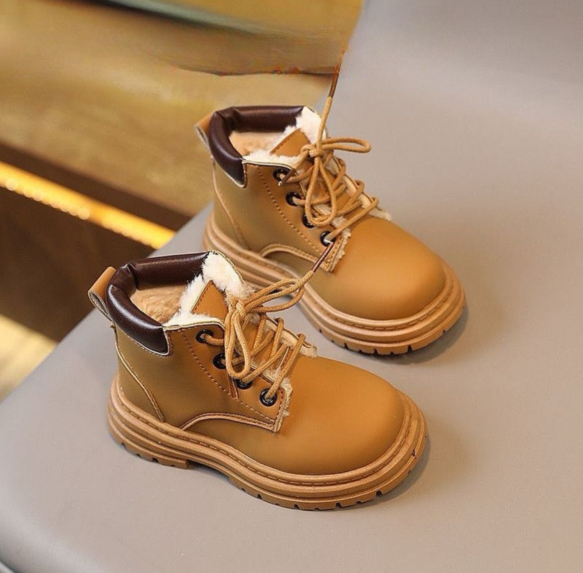 Camel winter boots