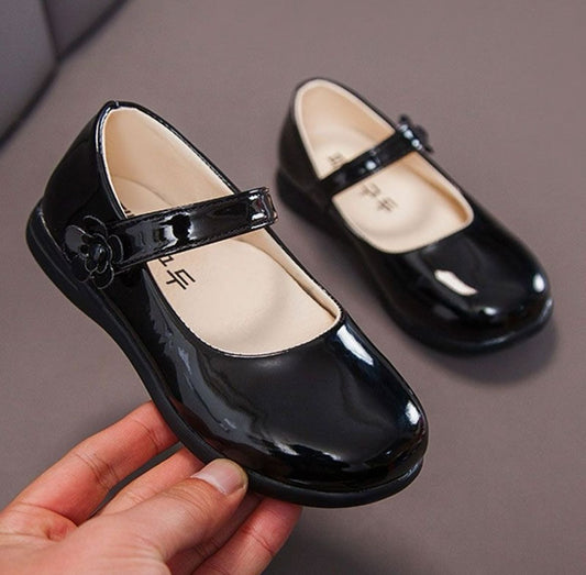 Classy black ballerina