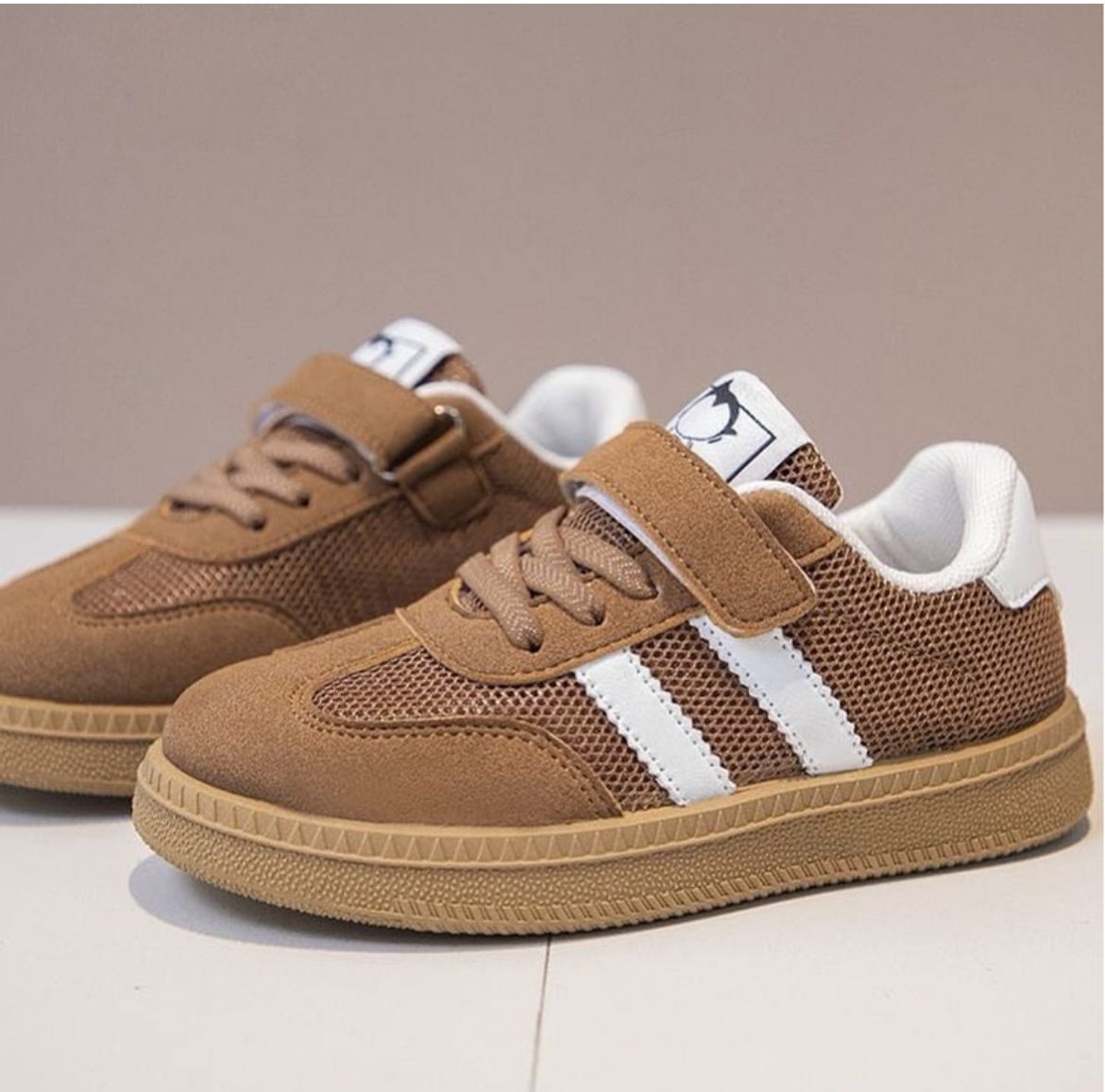 Camel sport sneakers